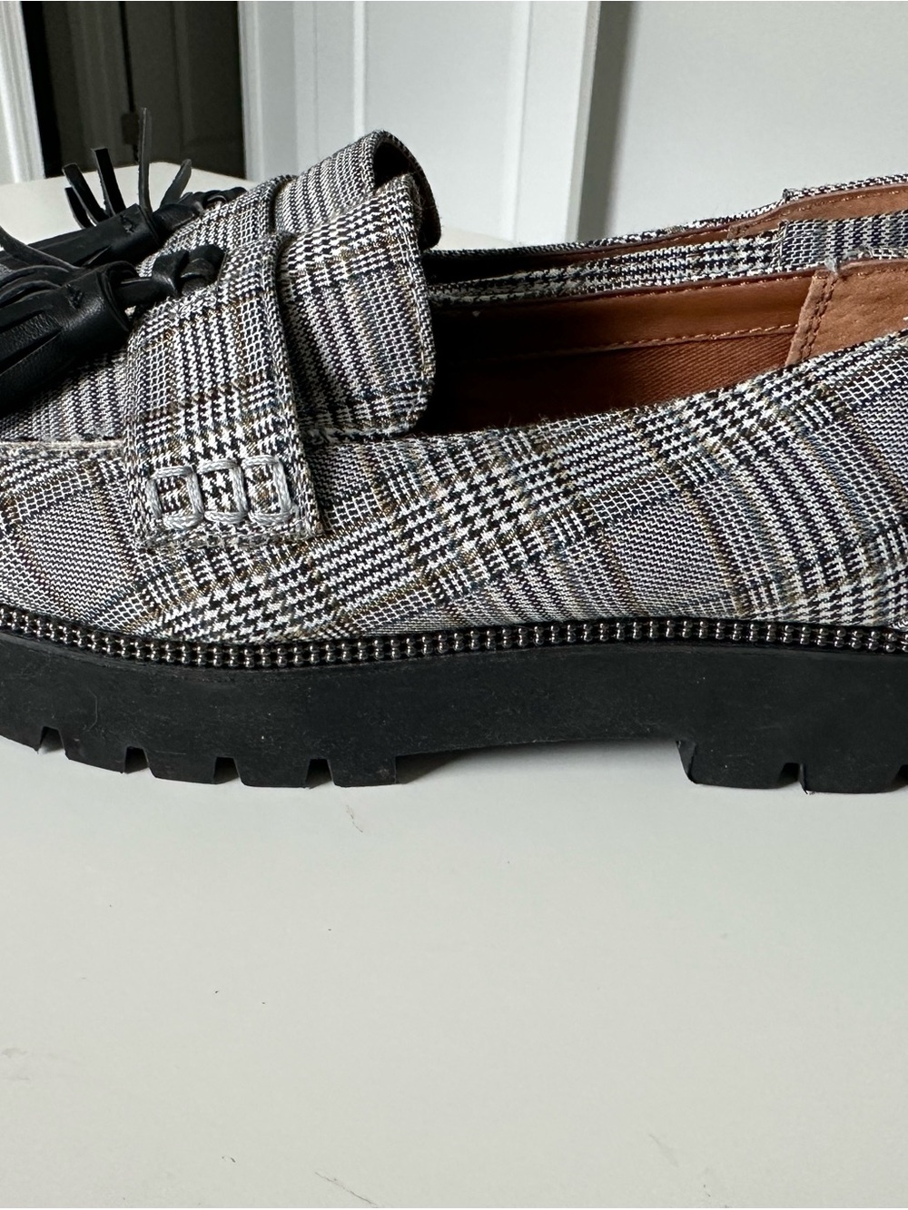 Franco Sarto Black and White Plaid Tassel Loafers Size 6.5 - Picture 2 of 14